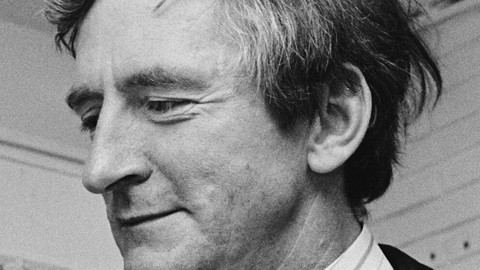 Black and white portrait photo of Raymond Briggs