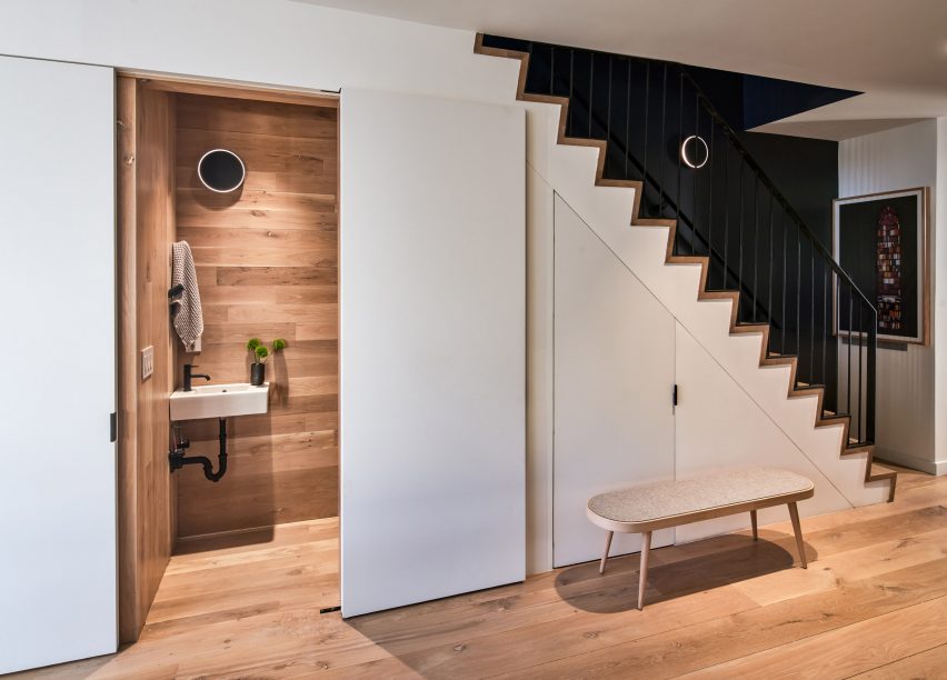 Sandy House by Gradient Architecture
