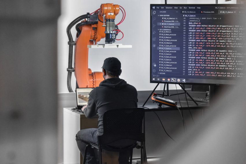 Robotic construction