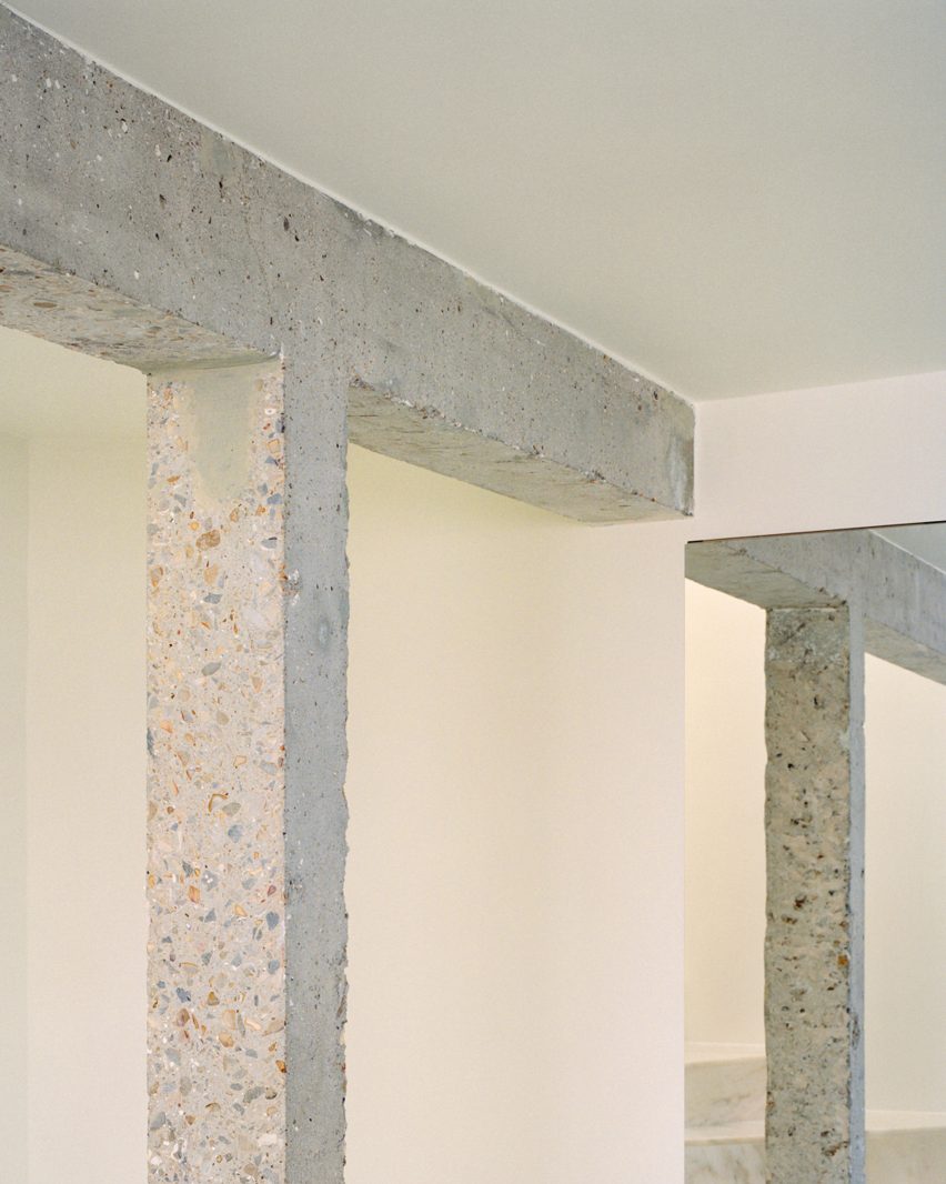 Skewed apartment by Clément Lesnoff-Rocard Architect celebrates "edges"