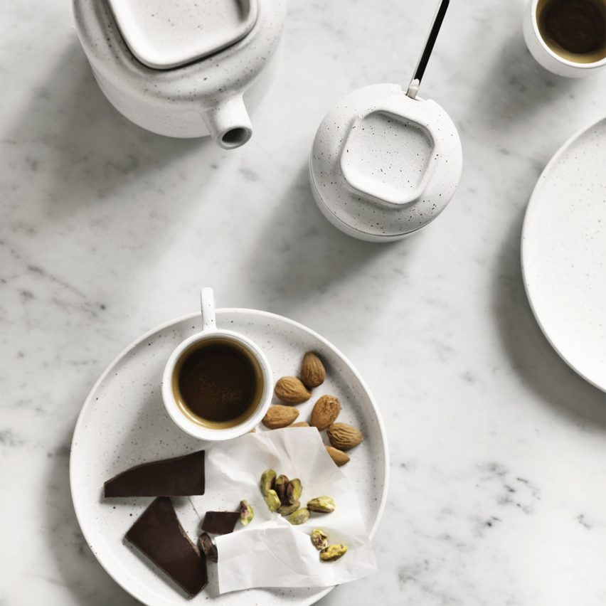 Birdseye view of tableware