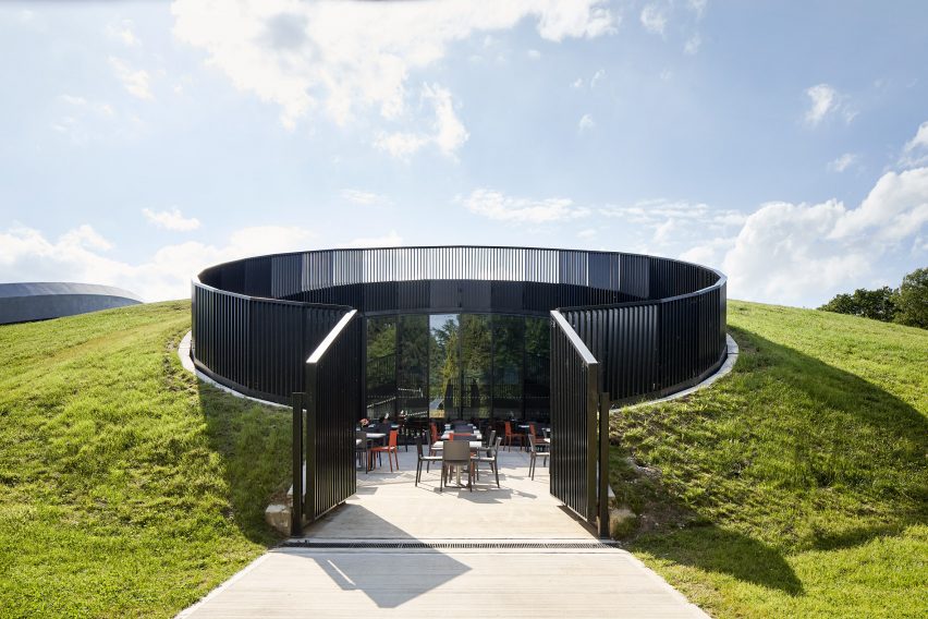 Exterior of the First Light Pavilion by Hassell at Jodrell Bank Observatory