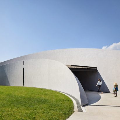 Entrance to the First Light Pavilion by Hassell at Jodrell Bank Observatory