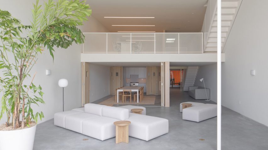Part Office transforms Venice Beach condos into “calm” live-work units
