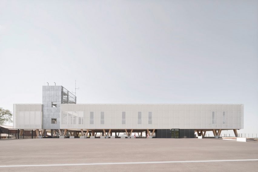 Fire station in Germany by Wulf Architekten