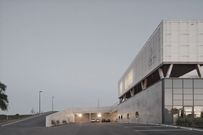 Fire station in Germany by Wulf Architekten