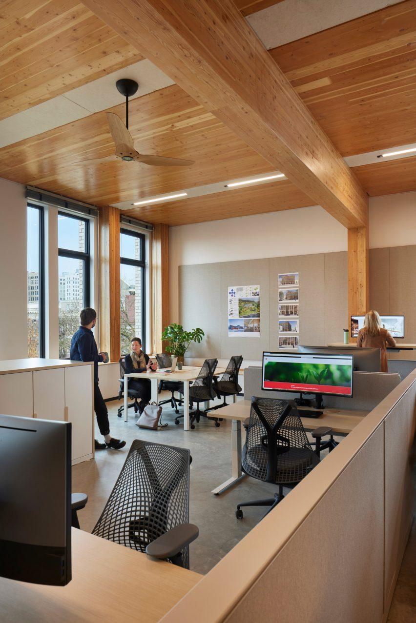 ZGF PAE Living Building Portland
