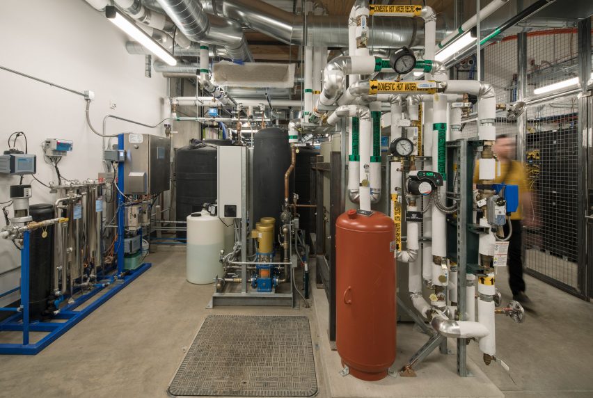 PAE Living building utilties
