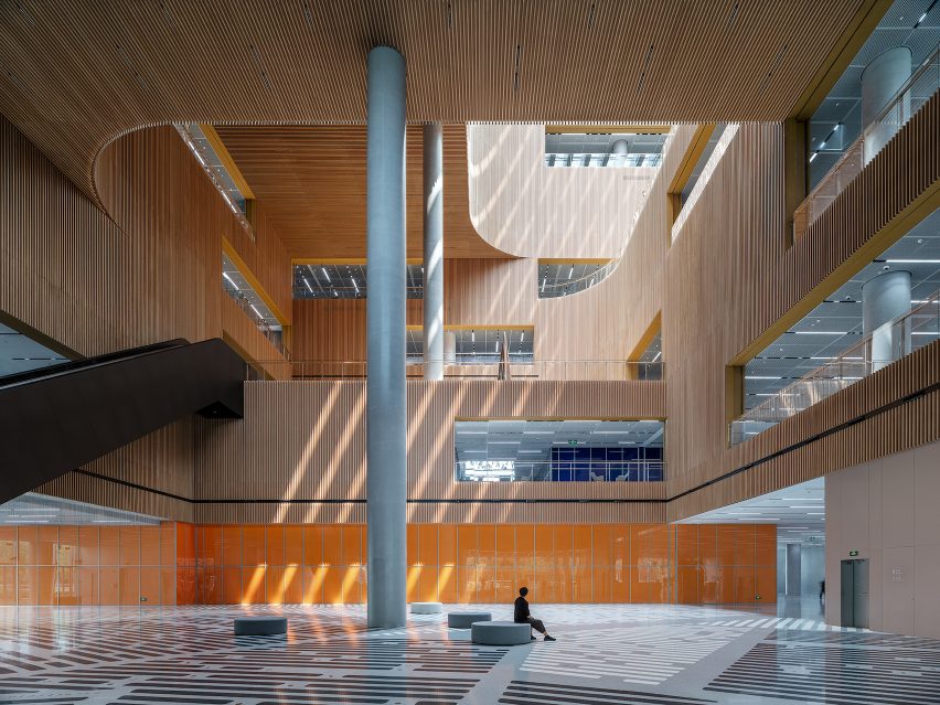 Shanghai Library East atrium