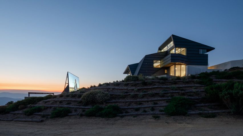4/Way House on a hilltop