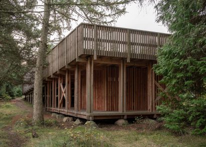 Photo of a wooden cabin
