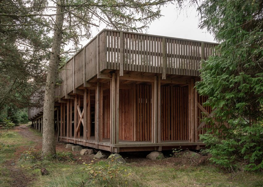 Photo of a wooden cabin