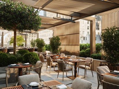 Outdoor dining area on the terrace