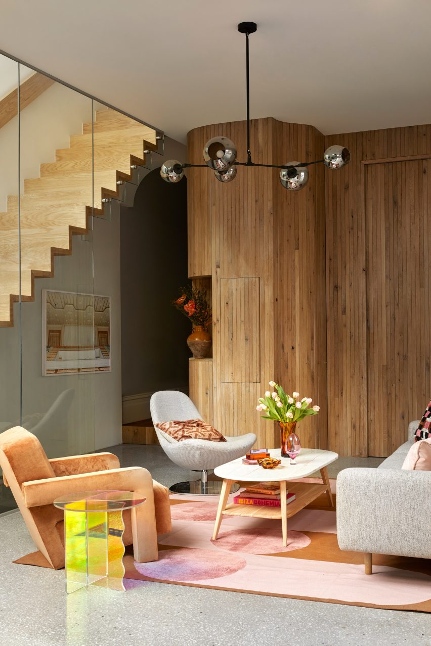 Nido House by Angelucci Architects