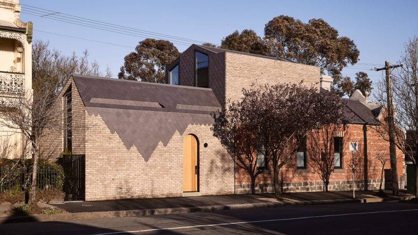 Nido House by Angelucci Architects