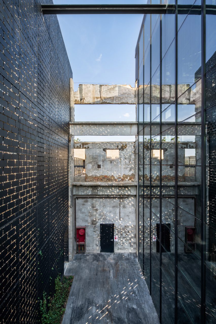 Exterior of Shajing Village Hall by ARCity Office
