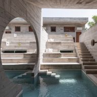 Casa To hotel pool
