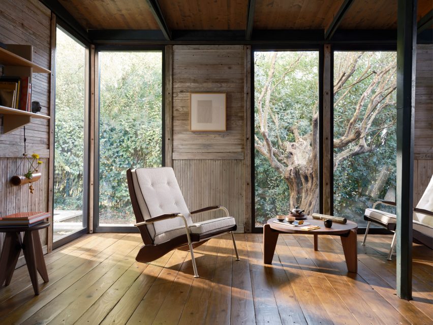 Jean Prouvé's Fauteuil Kangourou lounge chair launched by Vitra