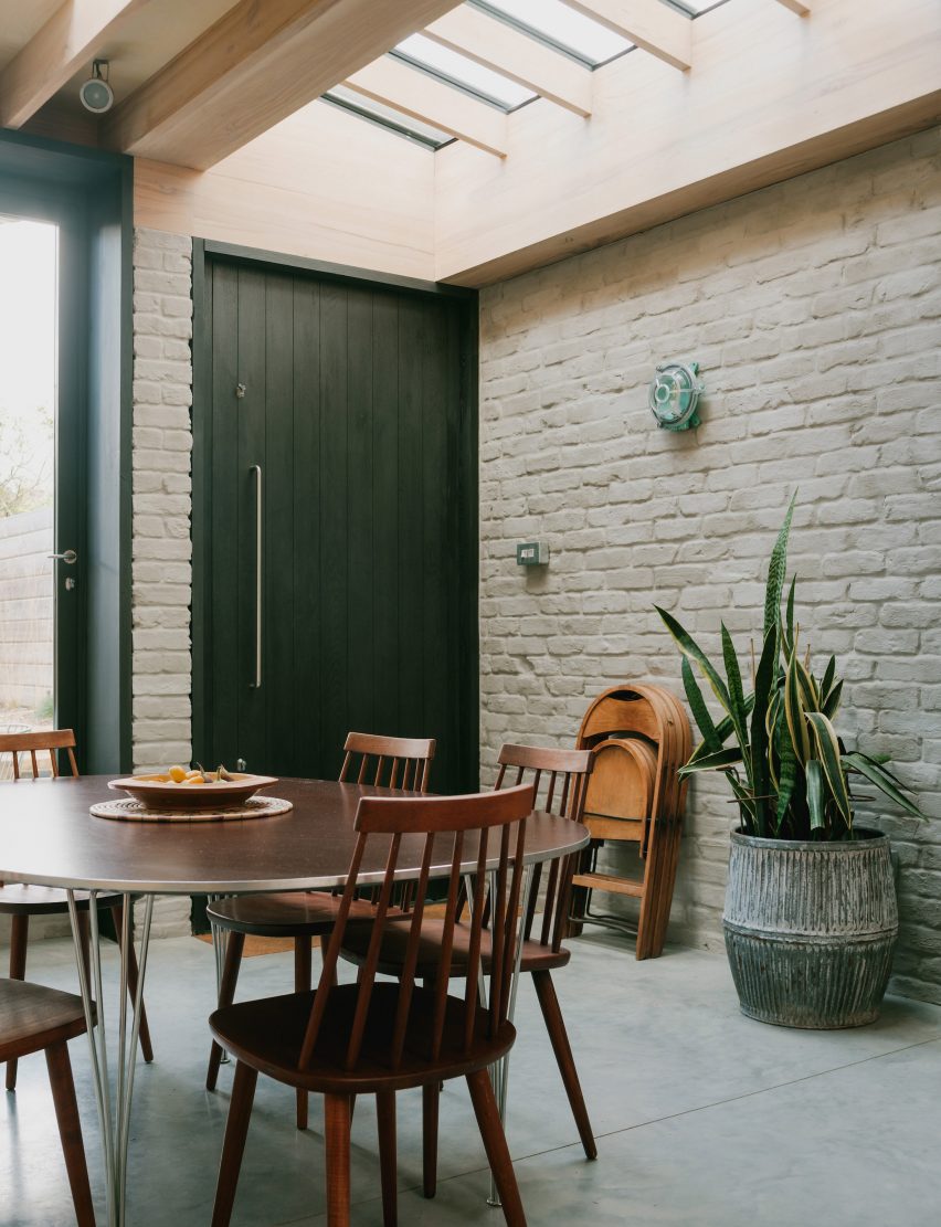 Interior of Magpie House extension by DGN Studio