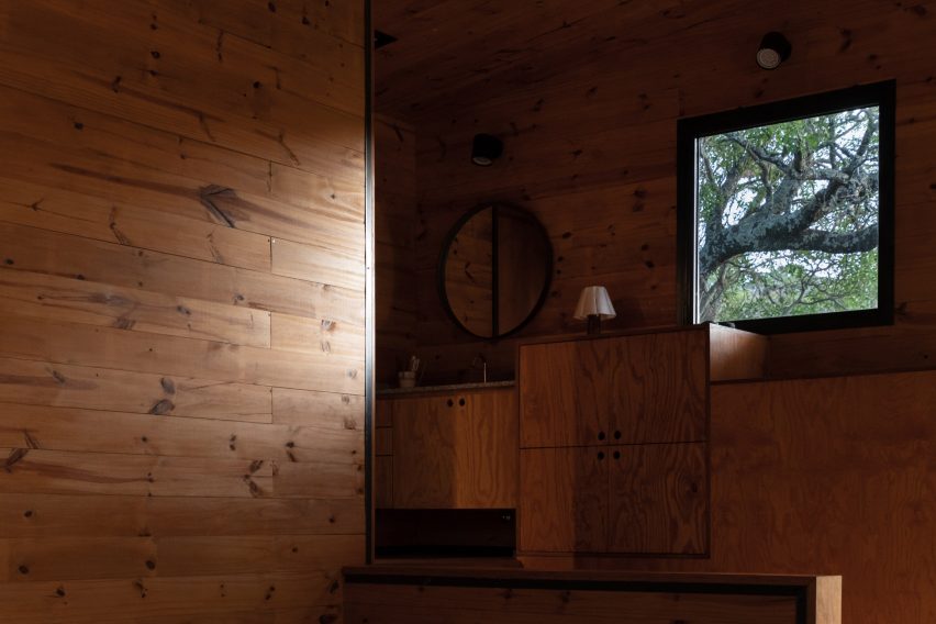Rancho Serrano by Diaz Marcellino Arquitectos