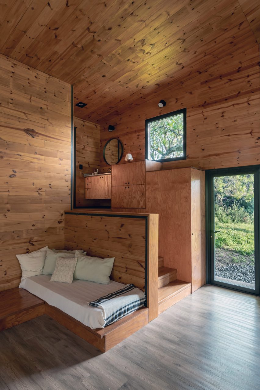 Rancho Serrano by Diaz Marcellino Arquitectos