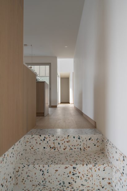 Terrazo entrance single-family montreal