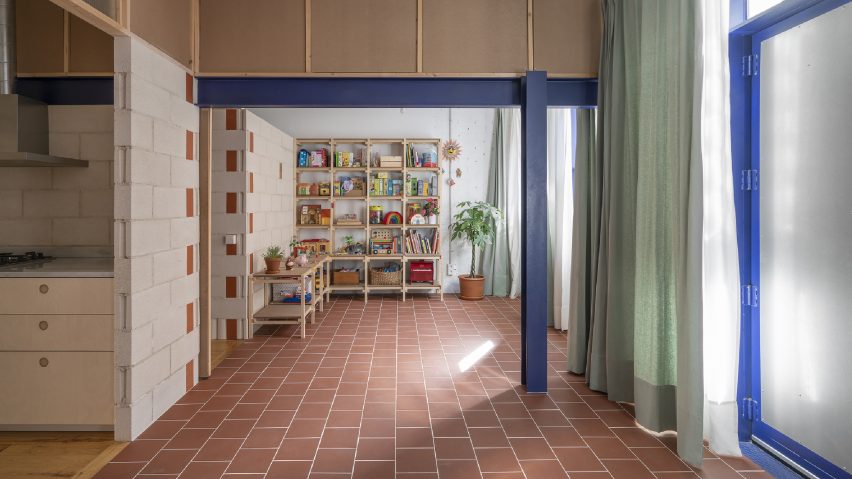 El Garaje by Nomos