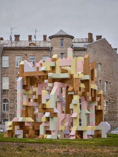 Photo of pixelated wooden pavilion