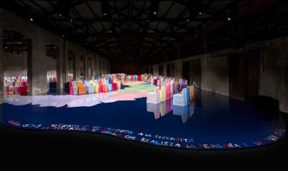 Image of the Geatano Pesce-designed set at Bottega Veneta Spring Summer 2023