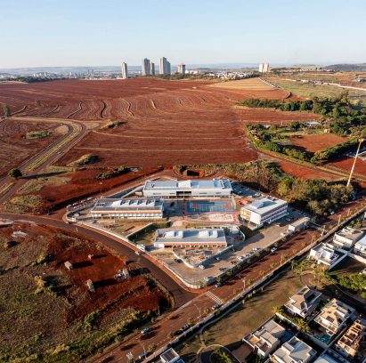 Brazilian school in Ribeirão Preto from the air