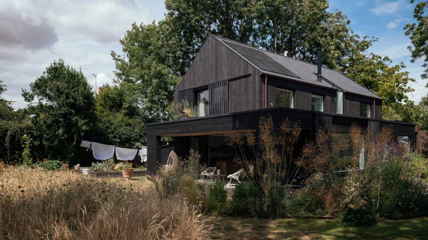 HAPA Architects clads South Downs eco-home in charred timber