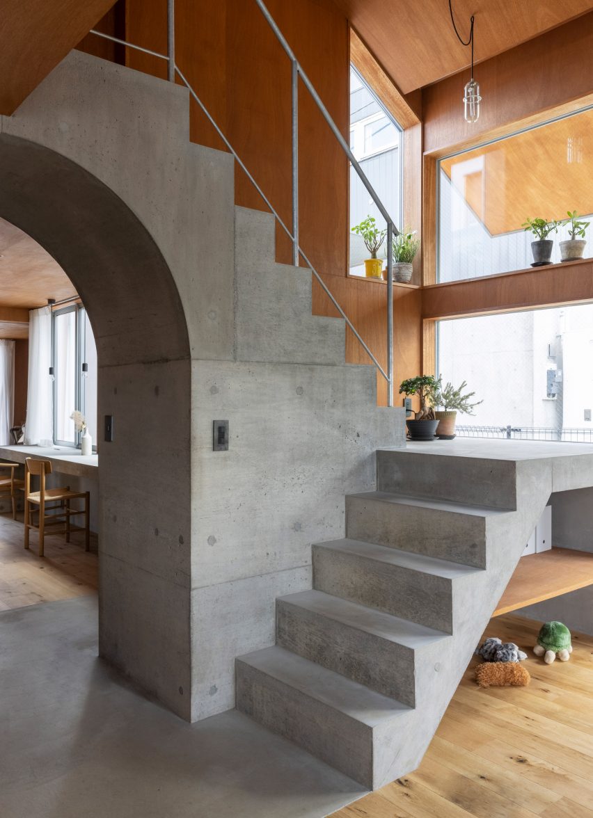 Interior of house in Akishima by Office M-SA
