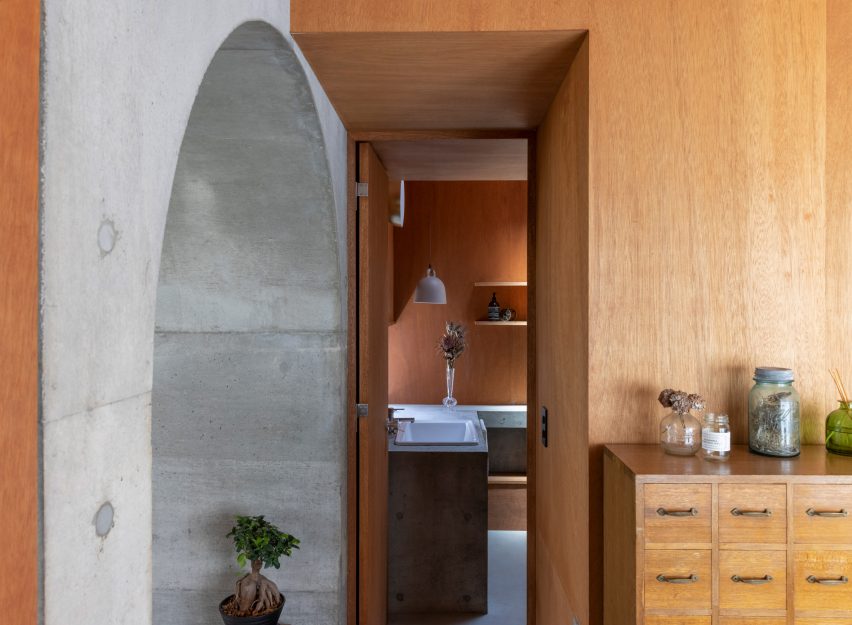 Interior of house in Akishima by Office M-SA