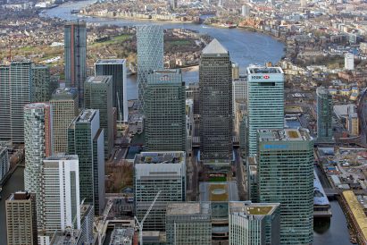 One Canada Square by Cesar Pelli and Gensler