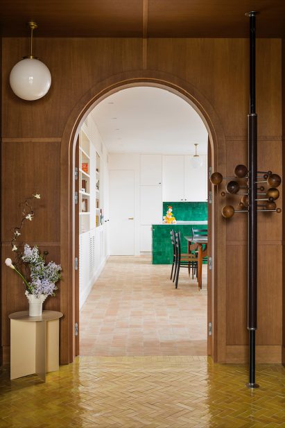 Conde Duque apartment by Sierra + De La Higuera