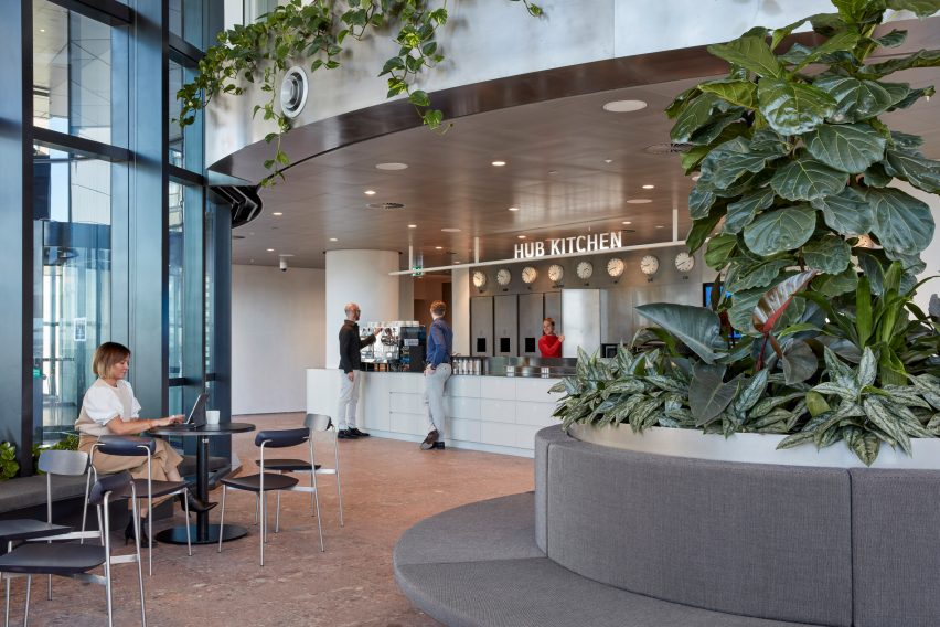 Interior of Midtown Workplace by Cox Architecture