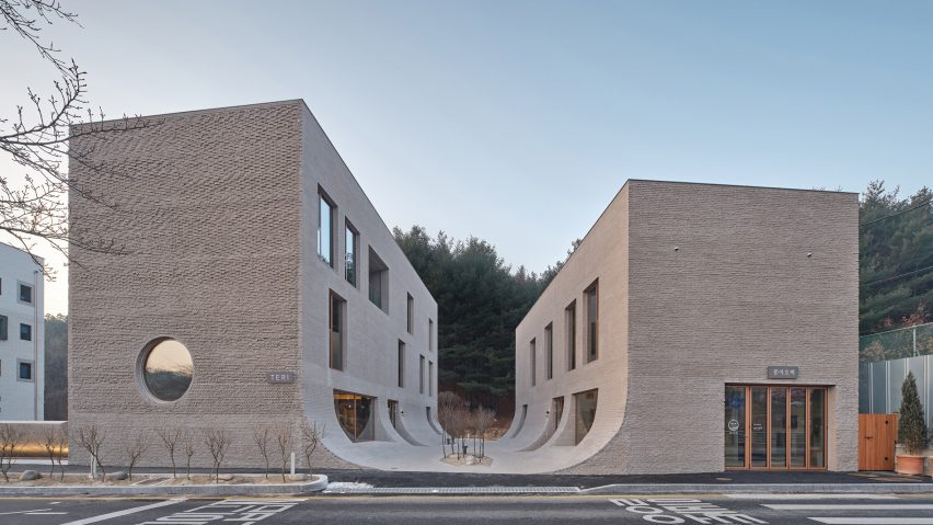 The two Cafe Teri buildings by Nameless Architecture with central courtyard