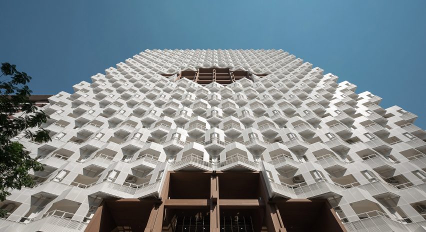 Nurse Dormitory Chulalongkorn Memorial Hospital by Plan Architect