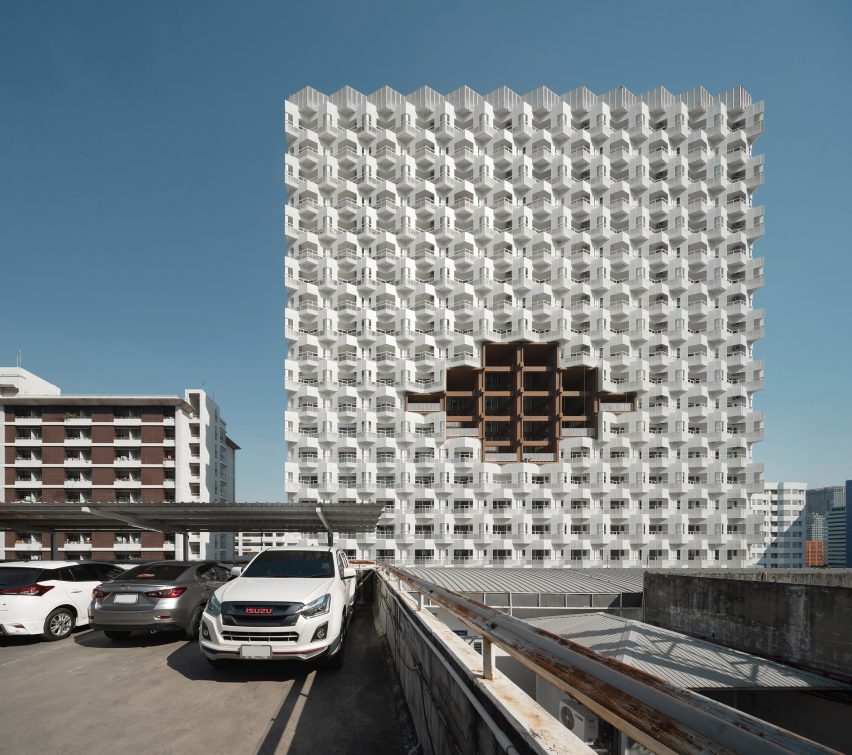 Nurse Dormitory Chulalongkorn Memorial Hospital by Plan Architect