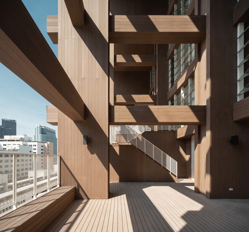 Nurse Dormitory Chulalongkorn Memorial Hospital by Plan Architect