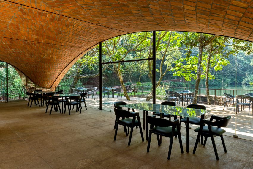 Deva Dhare Resort Restaurant by Play Architecture