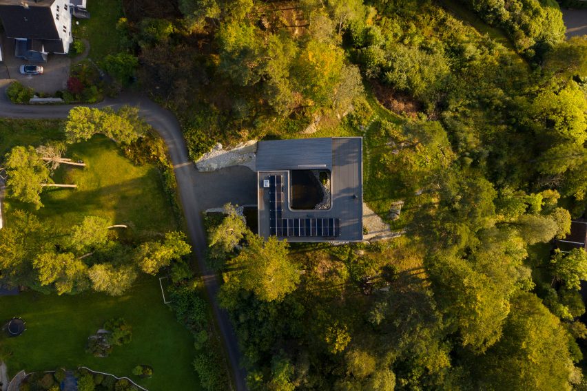 Villa Grieg by Saunders Architecture