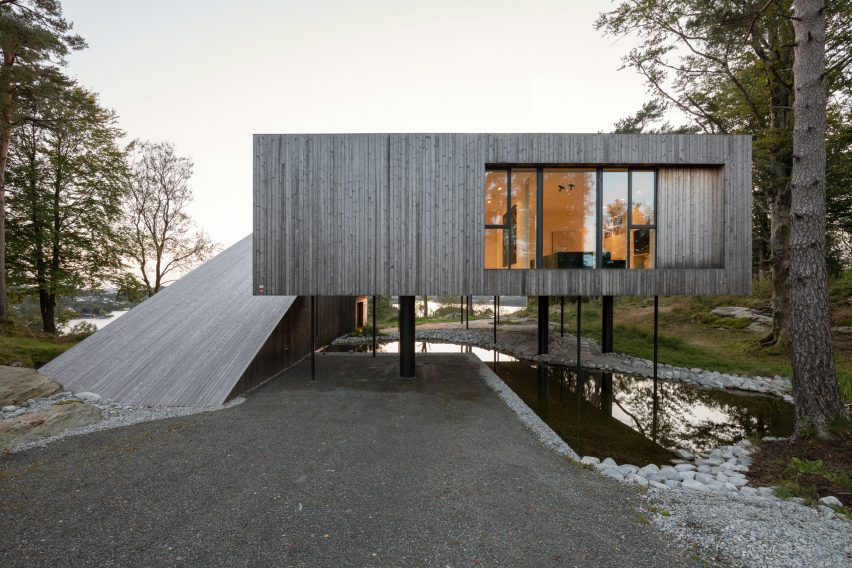 Villa Grieg by Saunders Architecture