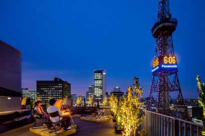 Roof terrace of Royal Park Canvas hotel by Mitsubishi Jisho Design