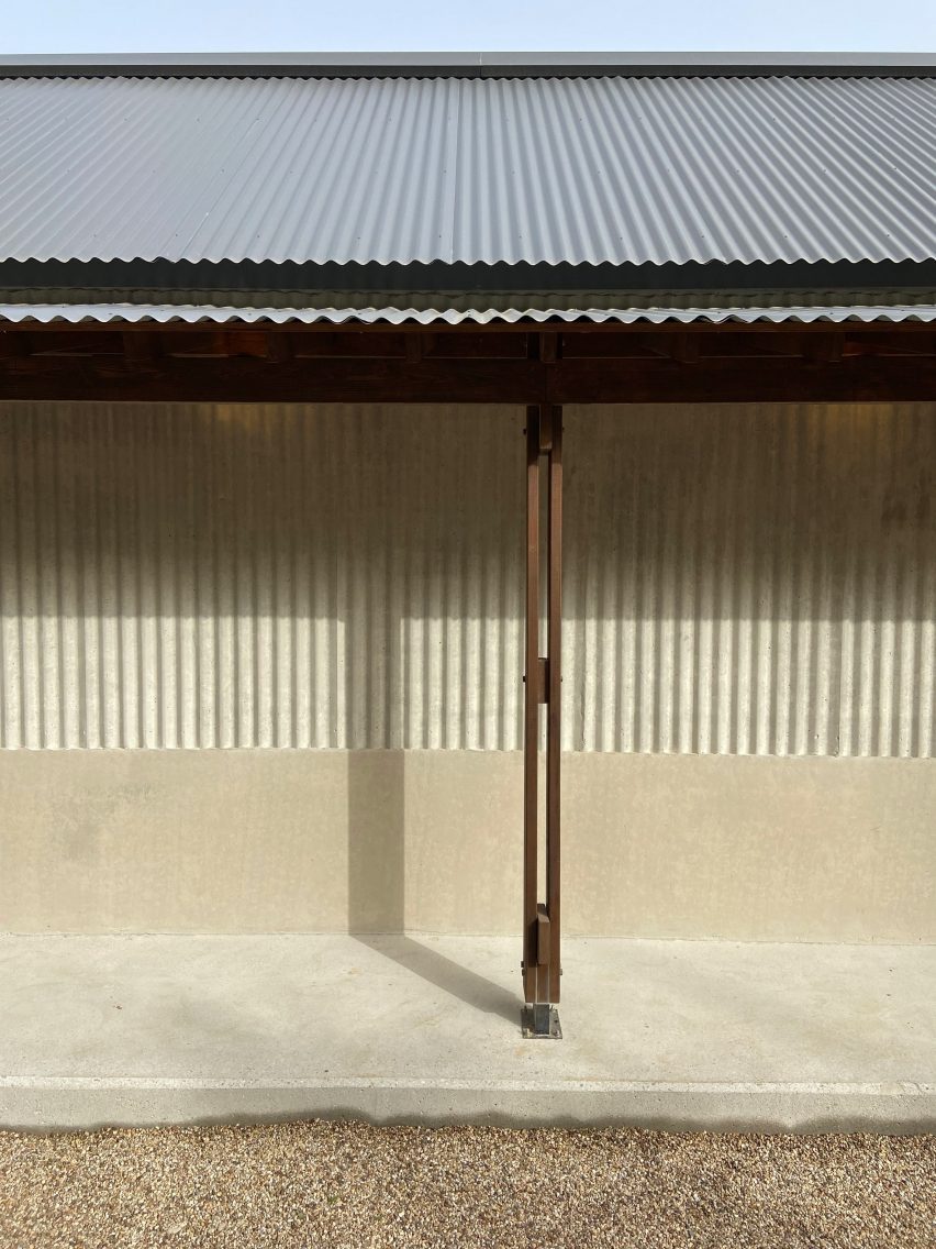 TRU Architects designs Bugok Friday House with indoor and outdoor living spaces