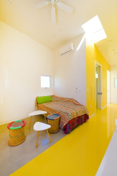 Living-sleeping area