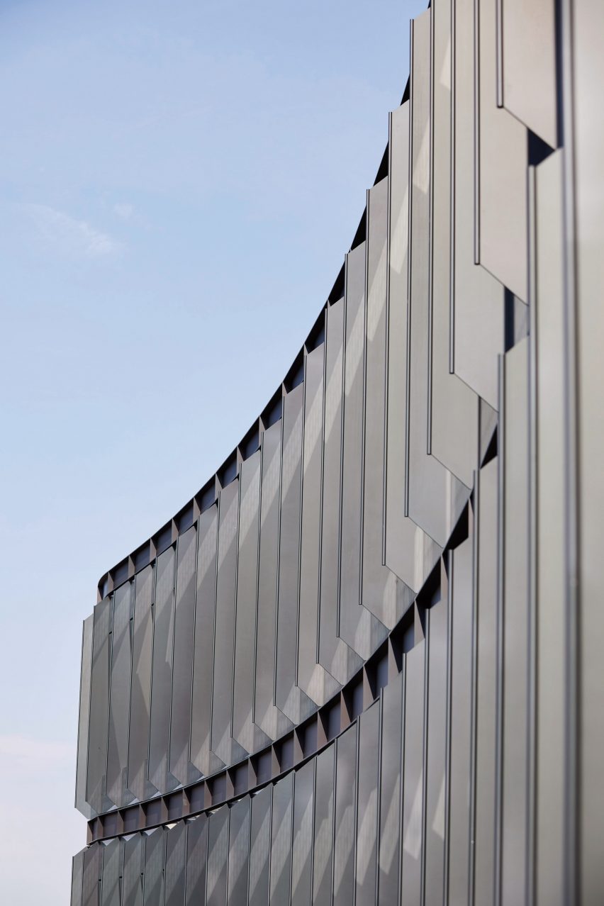 Exterior of 100 Liverpool Street by Hopkins Architects