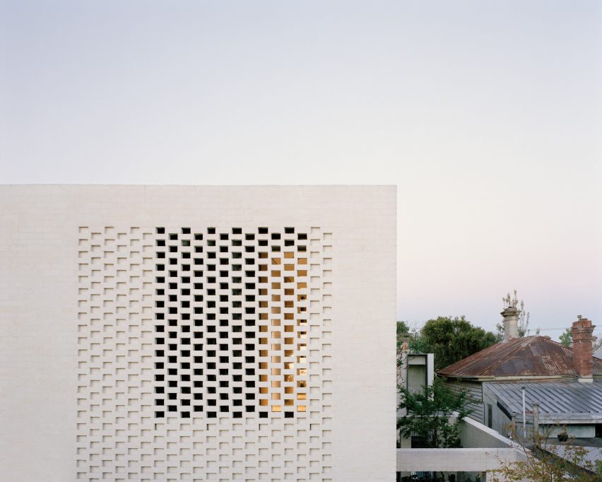 Exterior of 8 Yard House by Studio Bright