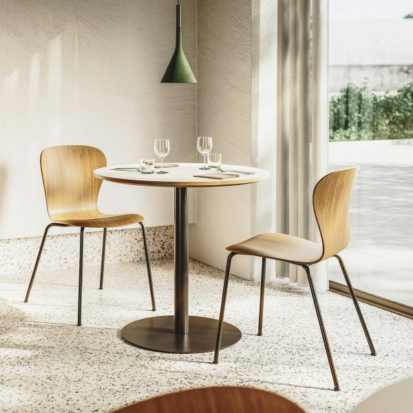 S 220 chairs in a restaurant