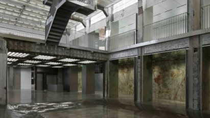 Reflecting pool with floating staircase in XC273 multi-brand store in Shanghai designed by Dongqi Design